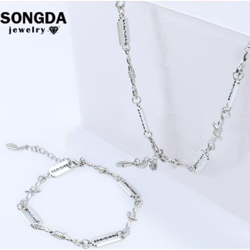 Silver Zinc Alloy Blade String Winding Metal Wire Necklace Bracelet Gothic Fashion Best Jewelry Set Clothes Accessories Souvenir