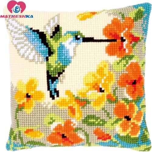 Horse cross-stitch pillow latch hook rug kitsembroidery carpet hook needlework button package crafts do it yourself home decor