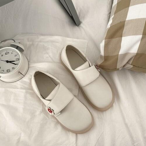 Round head pea shoes shallow mouth wild single shoes Womens flower Velcro shoes loafers shoes New retro grandma shoes U15-59