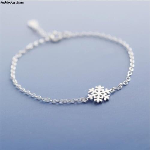 NewPlated Love Charm Women Girl Snowflake Shape Wrap Chain Bracelet Winter Dainty Bridesmaid Jewelry Gift