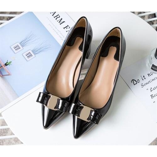 2021 Fashion Buckle High Heels Pumps Shoes Summer Runway Designer Pointed Toe Sandals Shoes Lady Party Wedding Sandals Shoes