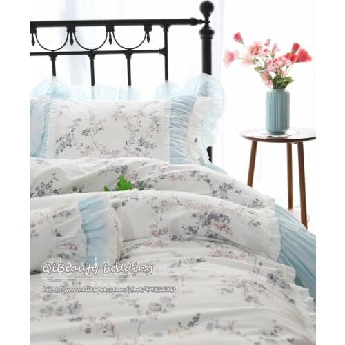 Elegant princess style cotton bed skirt quilt cover bedding set with small floral for home