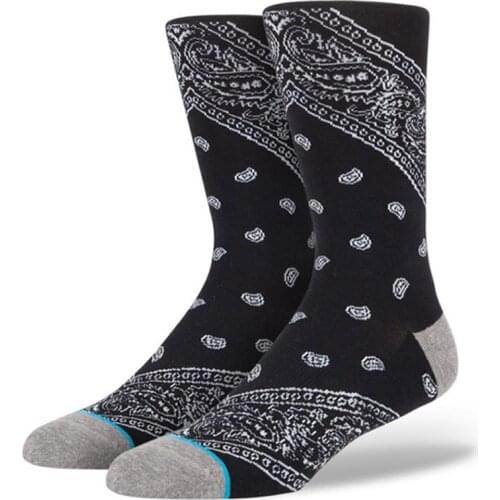 Hiphop National Customs Bandanna amoeba Paisley Knitted Thicken Towel Bottom Cotton Women Men Elite Socks 2pair/lot