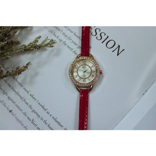 FanTeeDa Top Brand Women Bracelet Watches Ladies Love Leather Strap Rhinestone Quartz Wrist Watch Luxury Fashion Quartz Watch