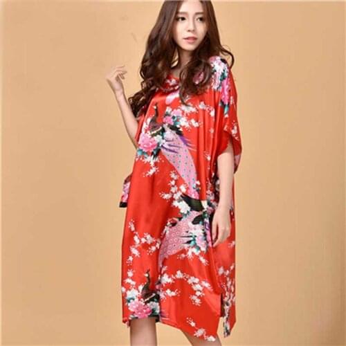 New Wedding Bride Bridesmaid Robe Satin Rayon Bathrobe Nightgown For Women Kimono Sleepwear Flower Femme Kimono pajamas