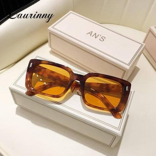 Vintage Rectangle Women Sunglasses 2021 Brand Design Rivet Trendy Frame Outdoor Lady Sun Glasses ClassicTravel Men Shades Female