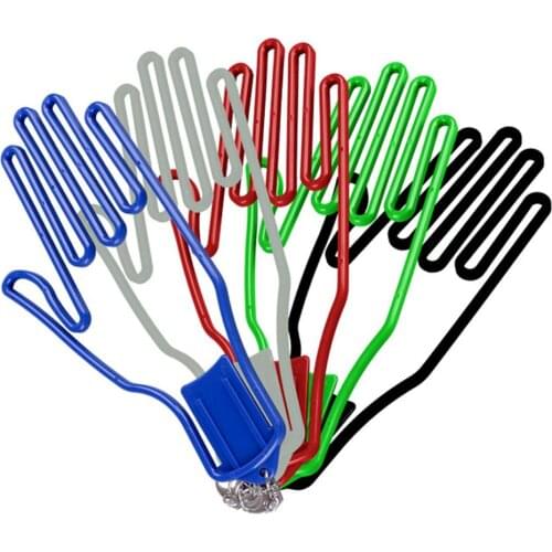 2Pcs Golf Gloves Stretcher Golfer Tool Gear Plastic ABS Golf Gloves Holder Rack Dryer Hanger Stretcher with strap free shipping