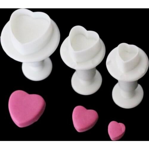 3Pcs Cake Decorating Tools Love Heart Biscuit Cookies Cutter Sugar Craft Fondant Cake Plunger Food Grade Baking Accessories