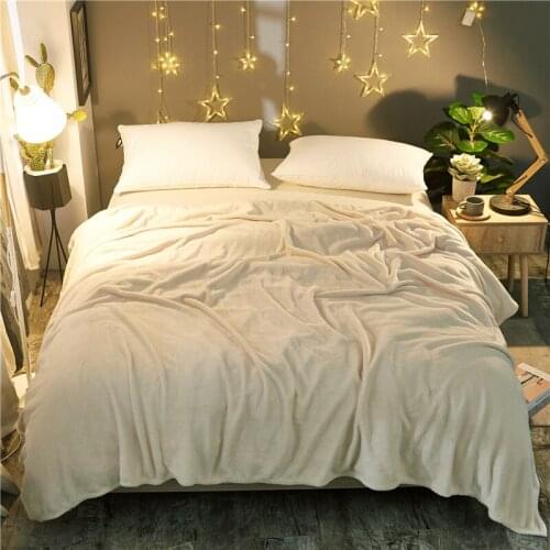 White bedspread blanket 200x230cm High Density Super Soft Flannel Blanket to on for the sofa/Bed/Car Portable Plaids