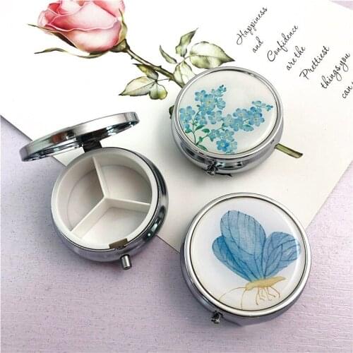 1PC Creative Medicine Organizer Portable Pill Box Makeup Storage Container Folding Pill Case Metal Pill Cutte