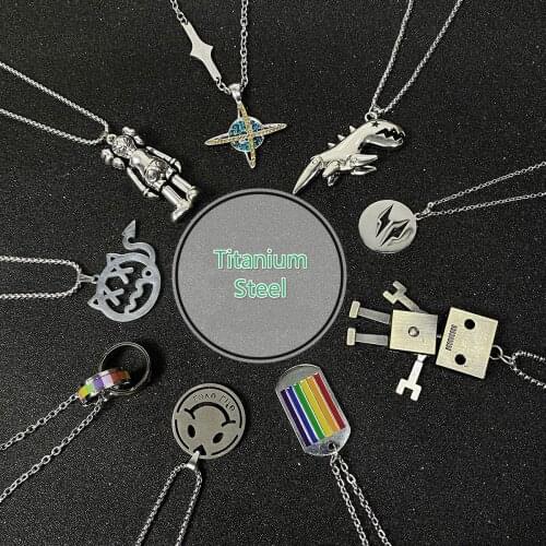 New Punk Pendant Necklace Hiphop Long Sweater Necklaces for Men Women Steampunk Cool Jewelry Stainless Steel Robot Pendants