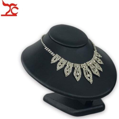 Vertical Wooden Jewelry Display Mannequin Bust Black PU Necklace Pendant Pearl Chain Jewelry Organizer Display Storage Stand