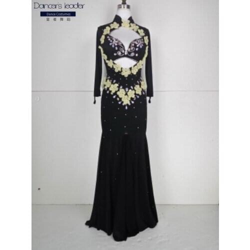 2020 new belly dance costumes performance costumes high-end custom-made one-piece robe hair throwing gown towel customization