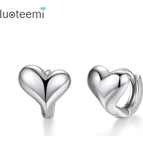 LUOTEEMI Popular Cute Heart Stud Earrings Design for Women Dating or Party Exquisite Two Colors Female Pendientes Christmas Gift