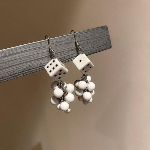 Origin Summer Exaggeration White Color Beaded Dangle Drop Earrings for Women Natural Stone Dice Long Earrings Statement Jewelry