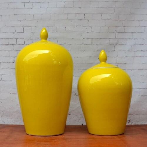 Antique art ginger jar vase jingdezhen ceramic porcelain temple jar apple type storage jar yellow