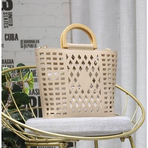 Fashion Hollow Large Capacity Totes Handbags Chic Pu Leather Wooden Handle Womens Shoulder Messenger Bags Bohemian Beach Bag