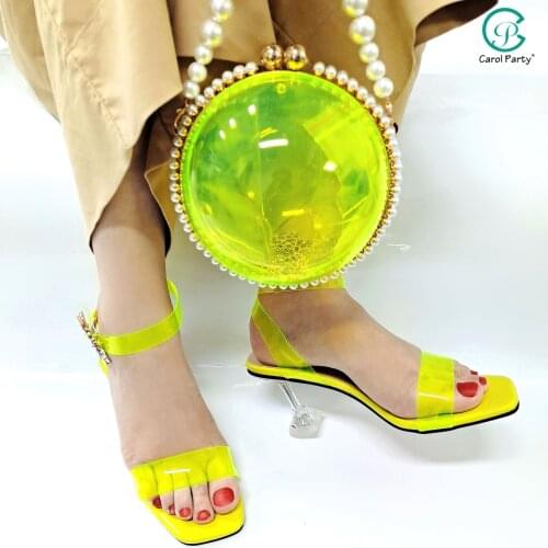 2020 Fashionable New Arrivals Fuchsia Color Nigerian Ladies Shoes and Bag to Match Italian design Shoes and Bag Set