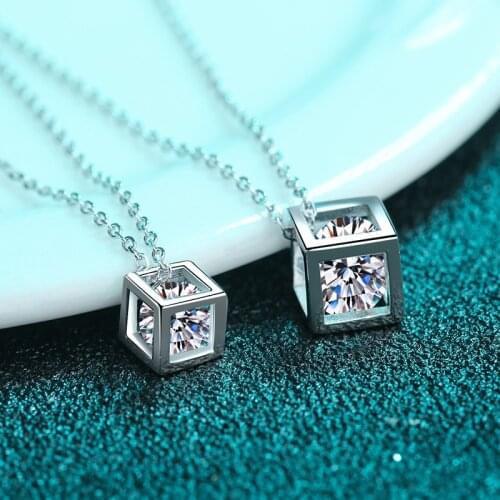 Moissanite Passed Diamond Test Perfect Cut 925 Sterling Silver Cube Diamond Pendant Women Classic Engagement Diamond Jewelry