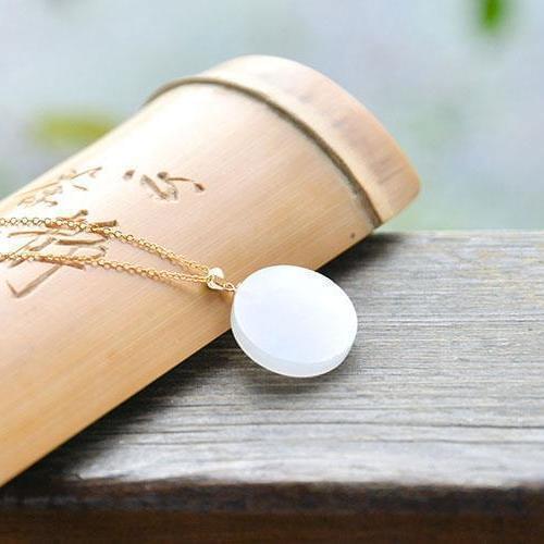 Unique Design Natural Hetian Jade Round Necklace Pendant Exquisite Elegant Luxury Ladies Silver Jewelry