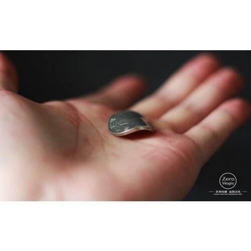 Coin Bender Bend Borrowed Signed Coin Magia Magician Close Up Illusions Gimmick Props Mentalism Funny Magic Tricks