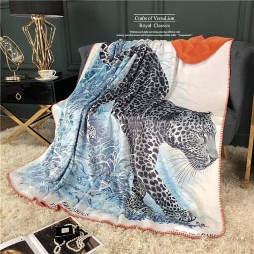 Nordic Style Blanket Light Luxury Imported Velvet Air-Conditioning Blanket Model Room Sofa Blanket Airplane Shawl Blanket