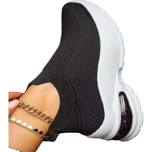 Casual Sneakers Women Silp-on Shoes Round Toe Flying Woven Mesh Light Breathable Sport Designer Shoes Lace-up Female Socks Shoes