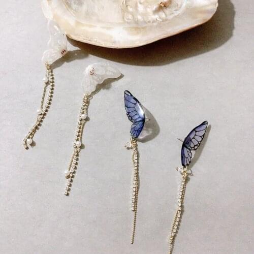 U-Magical Fairy Textured Rhinestones Clear Resin Butterfly Earrings for Women Tassel Simulation Wing Dangle Earrings Jewelry