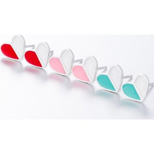 Fashion Minimalist Mini Small Love Heart Stud Earrings for Female Student Party Lovely Silver Color Ear Jewelry Gift