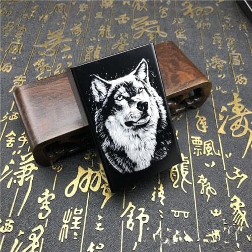 Wild Animal Wolf Totem Aluminium Alloy Cigarette Case 20pcs Cigarettes Holder Durable Metal Box Smoking Accessory Men Fine Gift