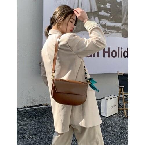 2021 New Crossbody Bag Exquisite Women Commuter Bag High Quality Leather Underarm Bag Fashion Single Shoulder Bag For Women
