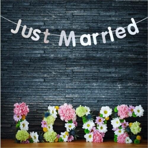 1pcs Vintage Wedding Bunting Just Married Photo Booth Prop Wedding Banner Party Wedding Party Decorations Banner Flag 5Z