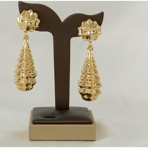 Tower Shaped Golden Color Luxurious Style High Quality Earrings For Women 2021 Party Date Attendance Popular Design