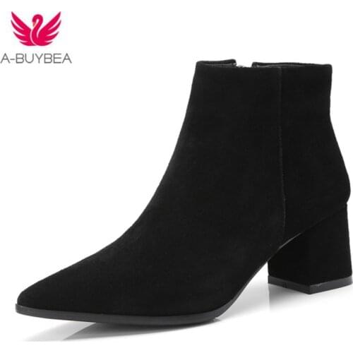 2019 Fashion Women Boots Cow Suede Pointed Toe Zip Ankle Boots Short Plush Solid Square Heel Autumn Winter Woman Shoes