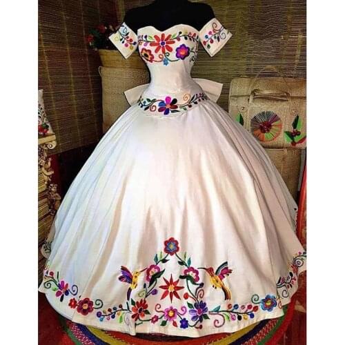 Bealegantom Embroidered Quinceanera Dresses Off Shoulder Crost Back Ball Gown Girls Sweet 16 Dress Vestido 15 Anos QA1647