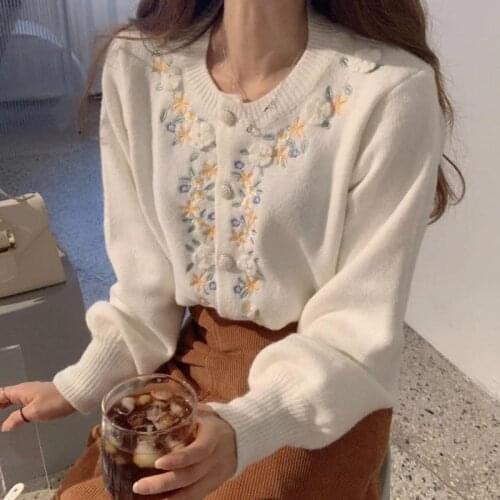 Korobov Korean Sweet O Neck Long Sleeve Cardigans Women Flower Embroidery Japanese Sweater Vintage Pearls Button Knit Cardigan