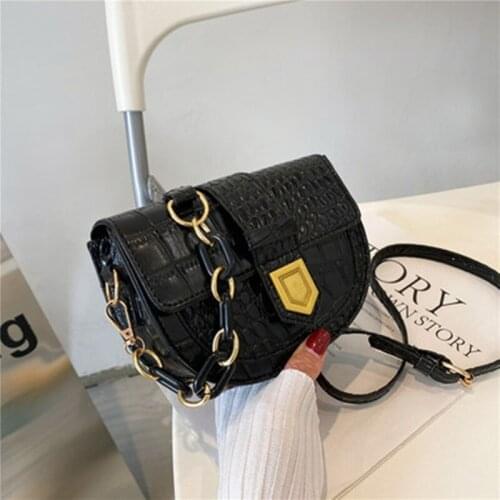 Crocodile pattern semicircle saddle small bag female spring/summer 2021 new Korean fashion messenger bag chain shoulder bag