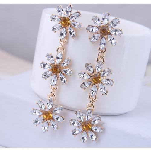 Trend Crystal flower Tassel High Quality elegant Fashion Stud Earrings Prevent Allergy Womens Earrings exquisite