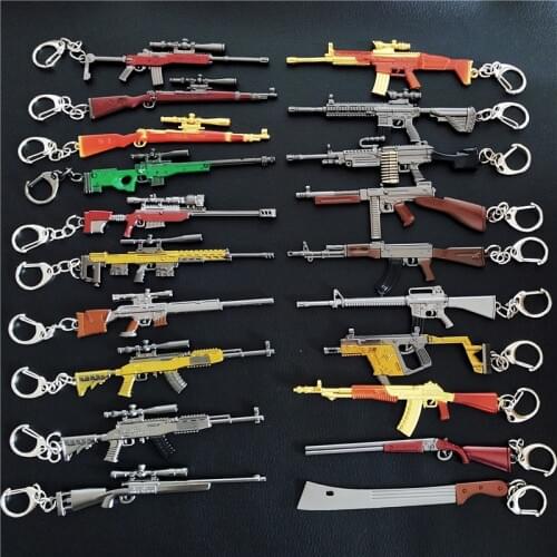 Game PLAYERUNKNOWNS BATTLEGROUNDS Cosplay Costume Keychain akm 98k Weapon Model Keychain PUBG Pan Helmet For Fans Gift