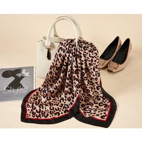 70*70CM 2021 spring/summer new scarf female Korea professional small square leopard print scarf Print Casual Decorate Women