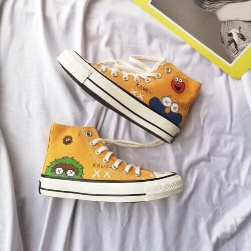 Spring Yellow Cartoon Women Canvas Shoes High Top Canvas Sneakers Women Hand-Painted Graffiti Skateboard Shoes Woman Plimsolls