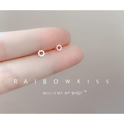 Snowflake Stud Earrings For Women 2021 Trendy Geometric Gear Design Simple All-Match Korean Fashion Modern Office Lady Jewelry