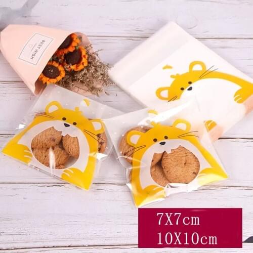 100 pcs/lot Squirrel Plastic Candy Bag Self-Adhesive Cookies Packaging Bags for biscuits Snack Packing Wedding Gift Box Bags
