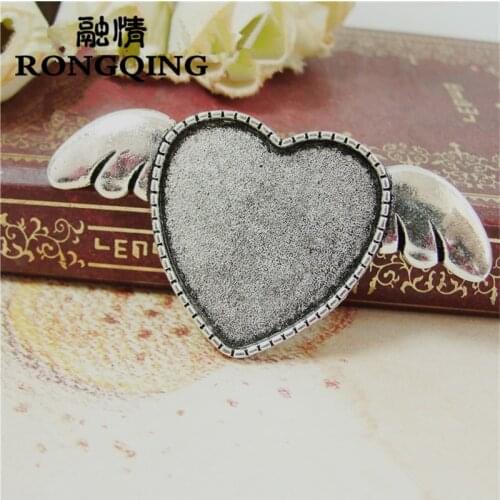 20pcs/lot Unique Design Love Heart Angel Wing Cabochon Settings 25mm Love Heart Brooches Base Jewelry Accessories