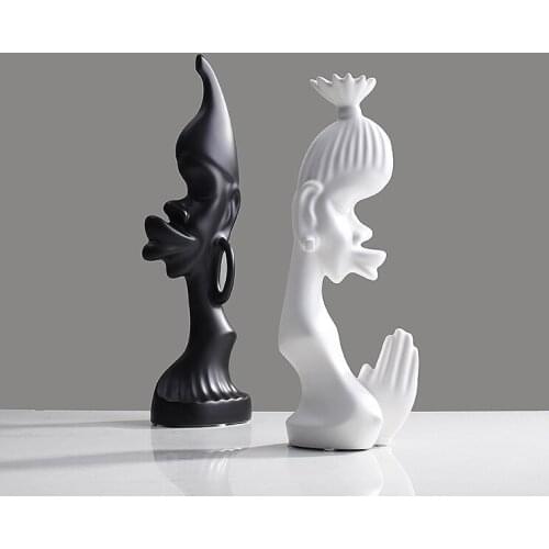 European-style Ceramic Statue Decoration Modern Home Living Room Wine Cabinet Decoration Creative Porch Handicraft Decoration