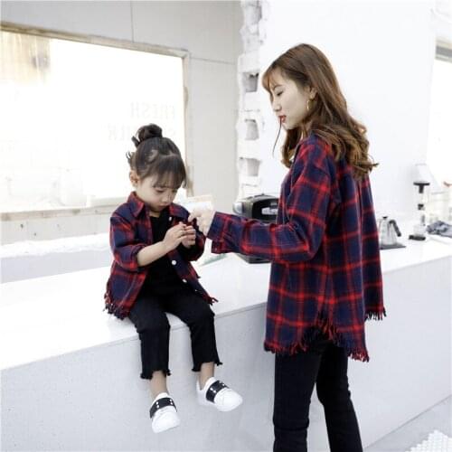 Mommy and Me Long Sleeve Tassel Shirt Family Matching Outfits Mother Daughter Plaid Cotton Blouse Tops Family Look Clothes B50