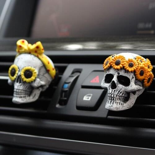 Skull Car Air Freshener Air Outlet Clip Diffuser Solid Flavoring Fragrance Auto Interior Air Freshener decoration Accessorie