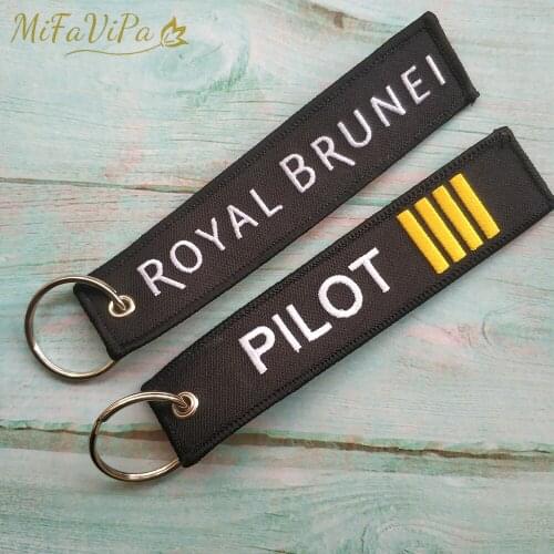 MiFaViPa Chaveiro Side A Royal Brunei Side B PILOT Key Chains Embroidery llavero for Aviation Lover Wholesale Fashion Trinkets