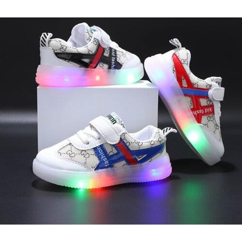 2021 New Cartoon Baby Toddler Shoes Girls Boys Soft Sole Casual Shoes Led Flashing Shoes Shoes for Toddler Boys Baby Girl Shoes