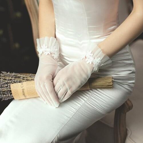 Fashion Bride Wedding Dress Gloves Women Ivory Tulle Lace Full Finger Gloves Bridal Evening Party Accessories Girl Lady Gloves